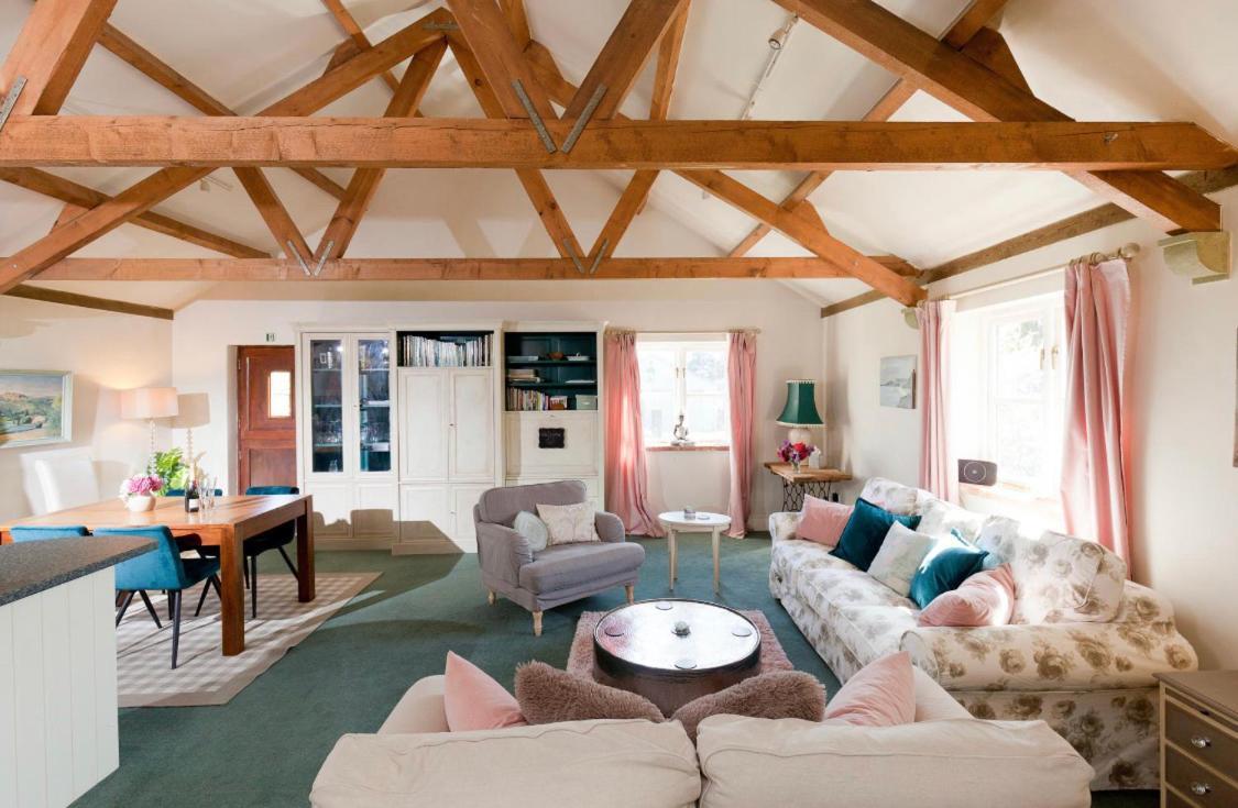 Spacious Swallow Cottage Tisbury Luaran gambar