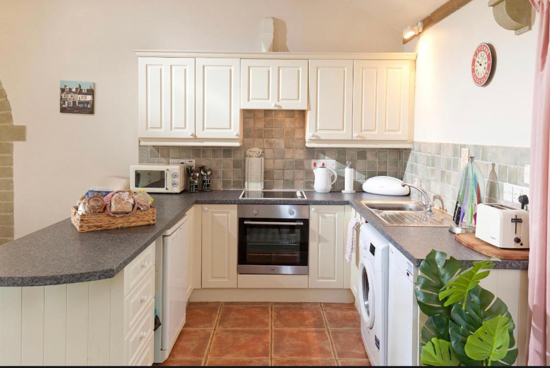 Spacious Swallow Cottage Tisbury Luaran gambar
