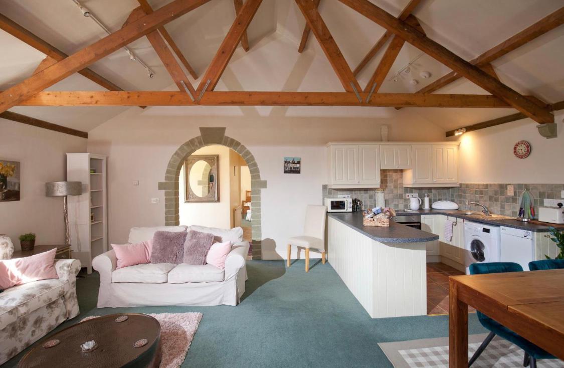 Spacious Swallow Cottage Tisbury Luaran gambar