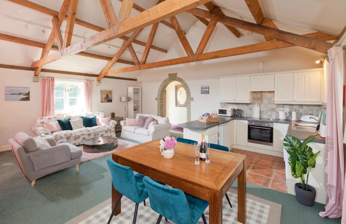 Spacious Swallow Cottage Tisbury Luaran gambar